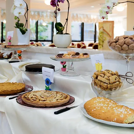 Отель President