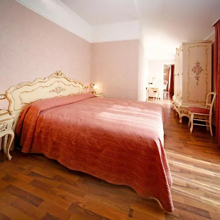 President Отель 4*