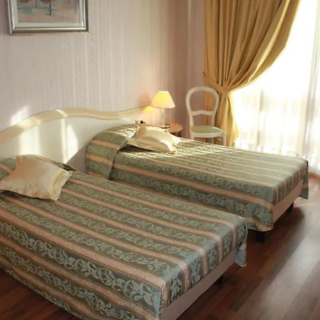 President Отель 4*